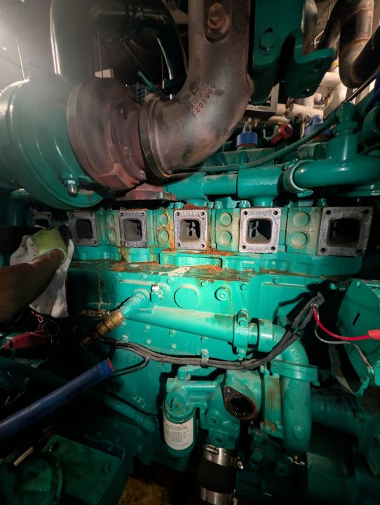 Cummins diesel engine head repair